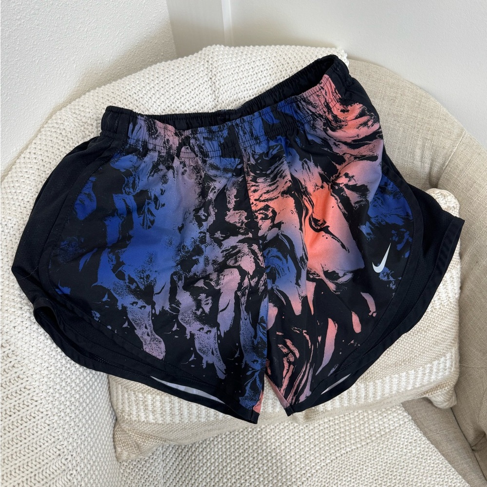 Nike Women's Black and Blue Graphic Shorts